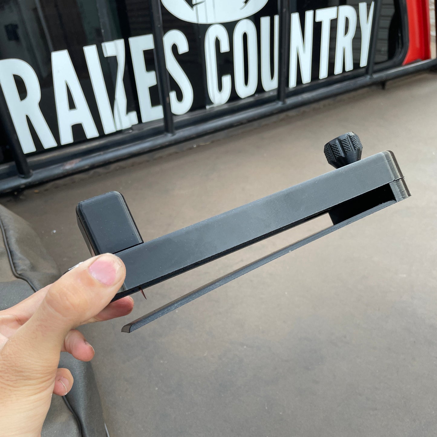 Cortador de Aba de Chapéu RZC