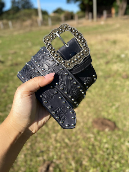 Cinto de Couro Feminino com Cravo